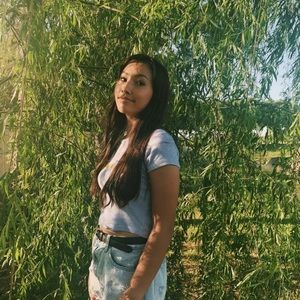 Meet your Posher, Aliya